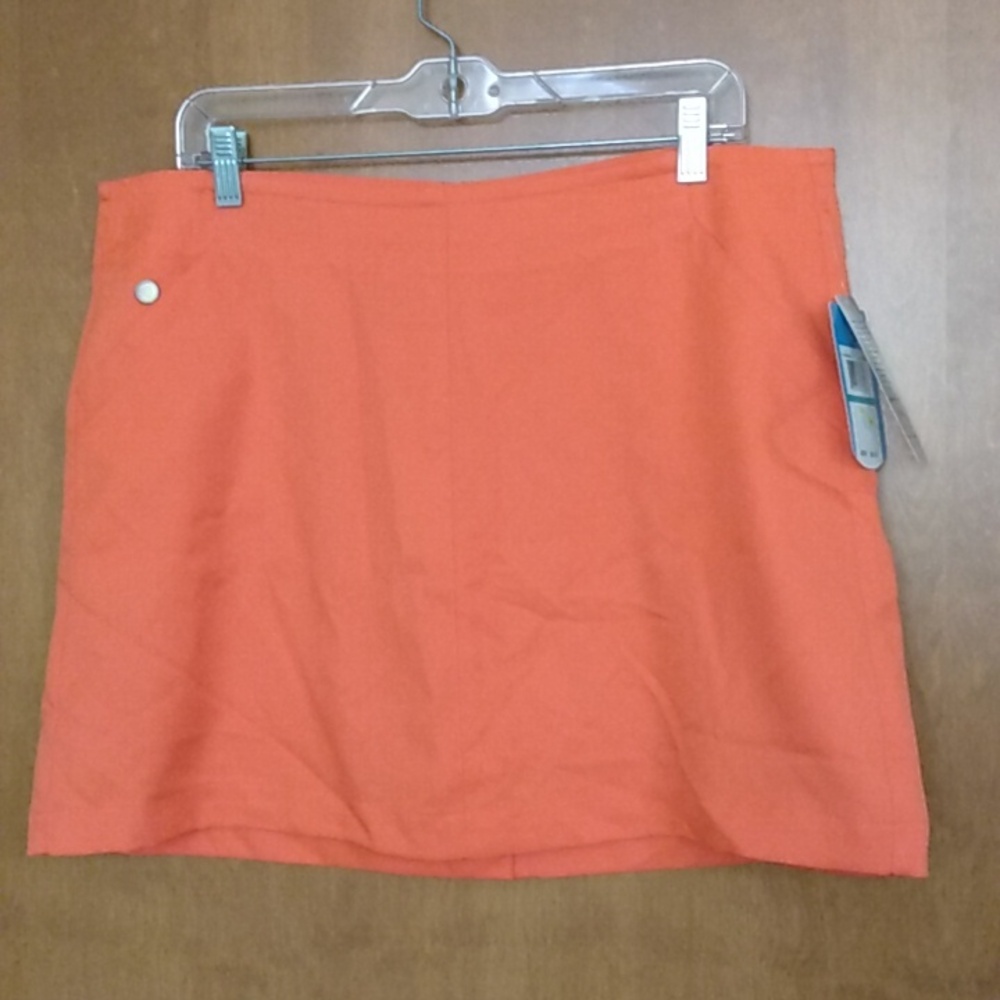 PGA Tour performance skort